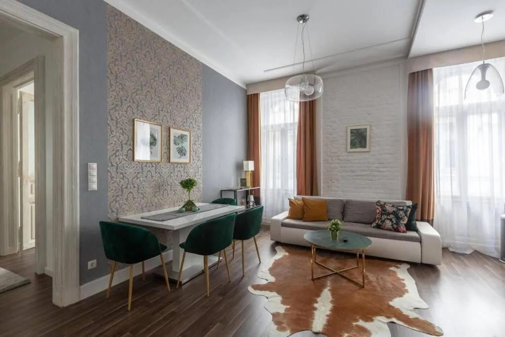 Image of Chic, Captivating Space Near Opera House