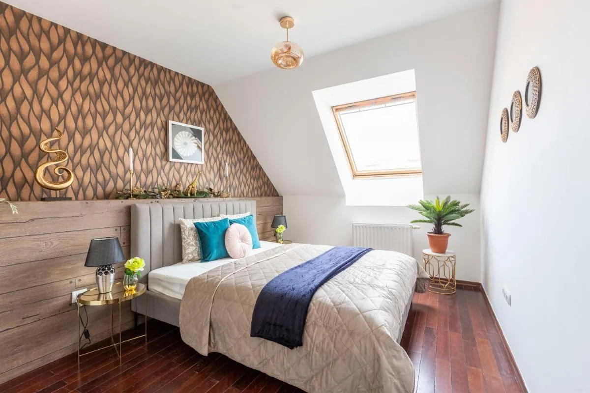 Image 5 of Deluxe Central Quentin Apartment 3BEDRM, 2BATHRM