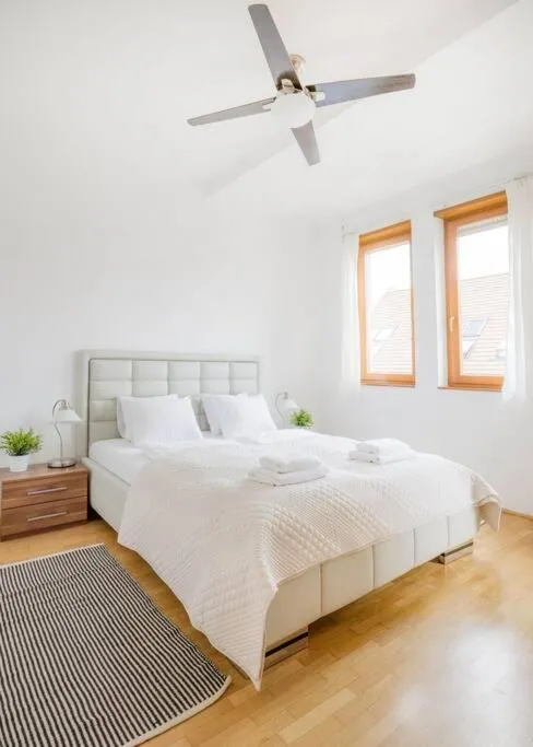 Image 6 of Dream Home with Grand Terrace in the City Center