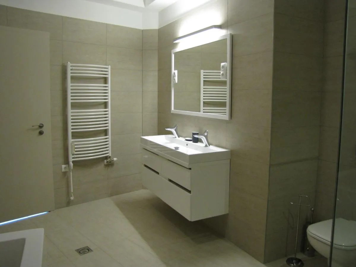 Image 2 of Empire of Liberty