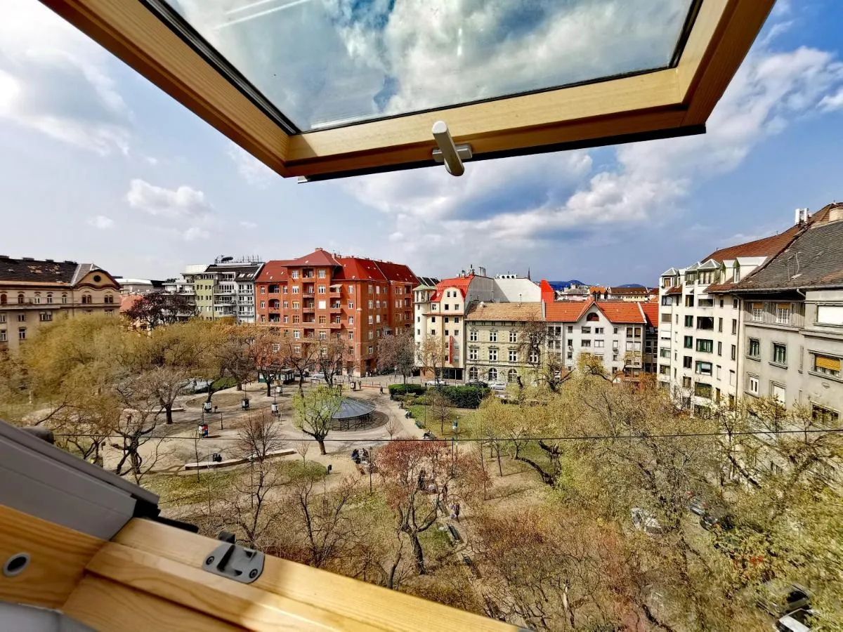 Image 5 of Floral Apartment – NEW in town