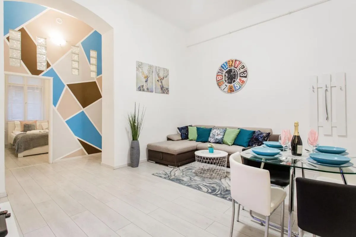 Image 2 of Grand Budapest Apartments