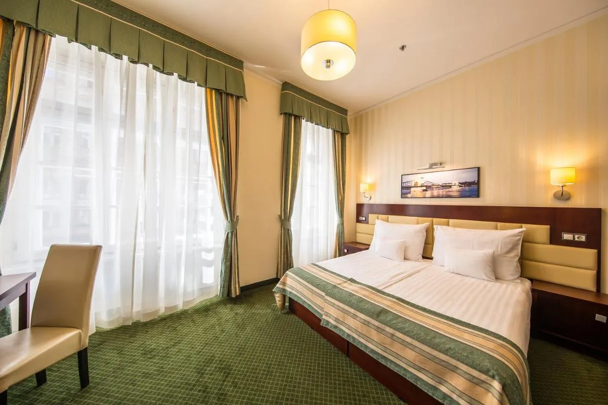 Image 4 of Hotel President