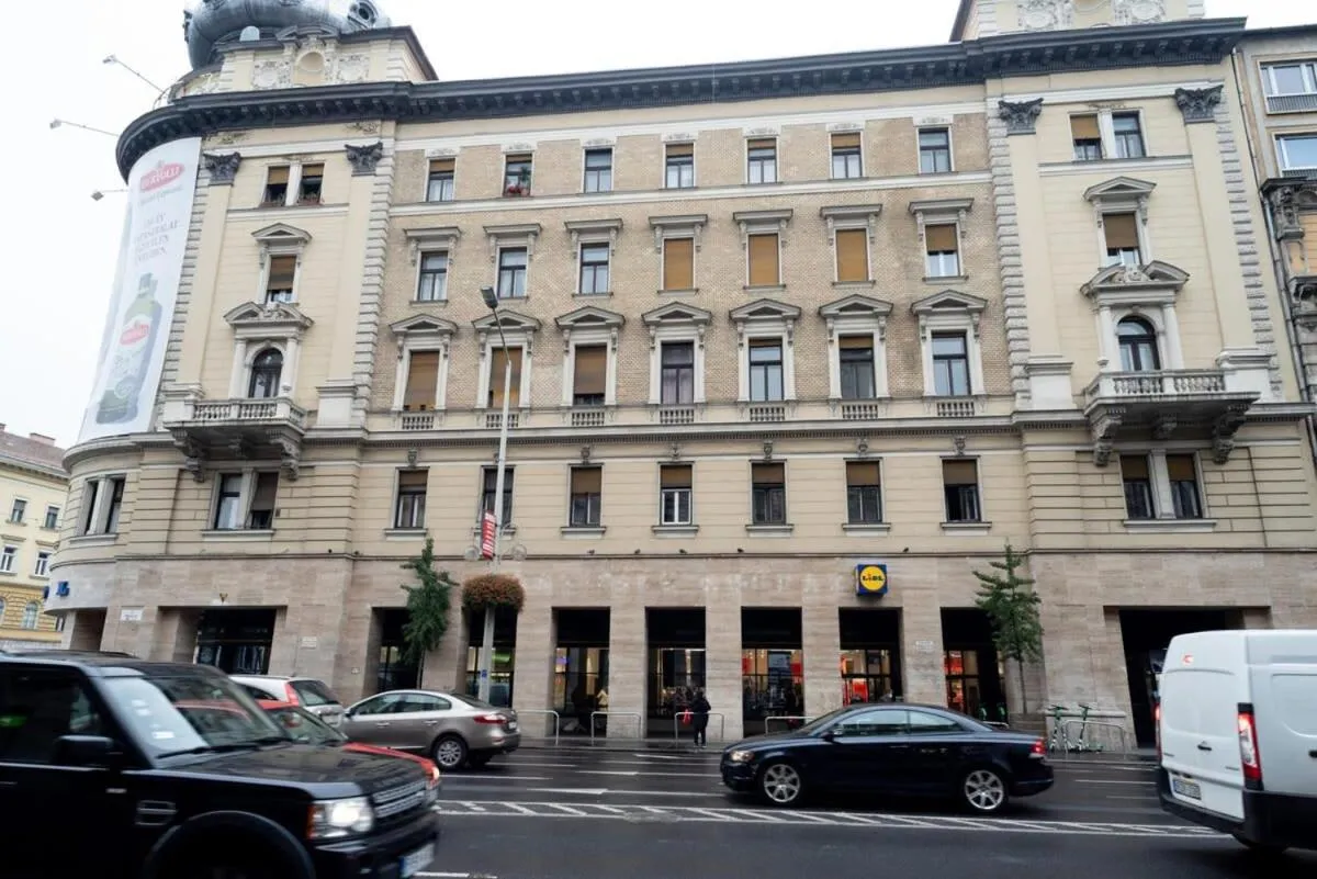 Image 5 of Ideal new apartment in the center