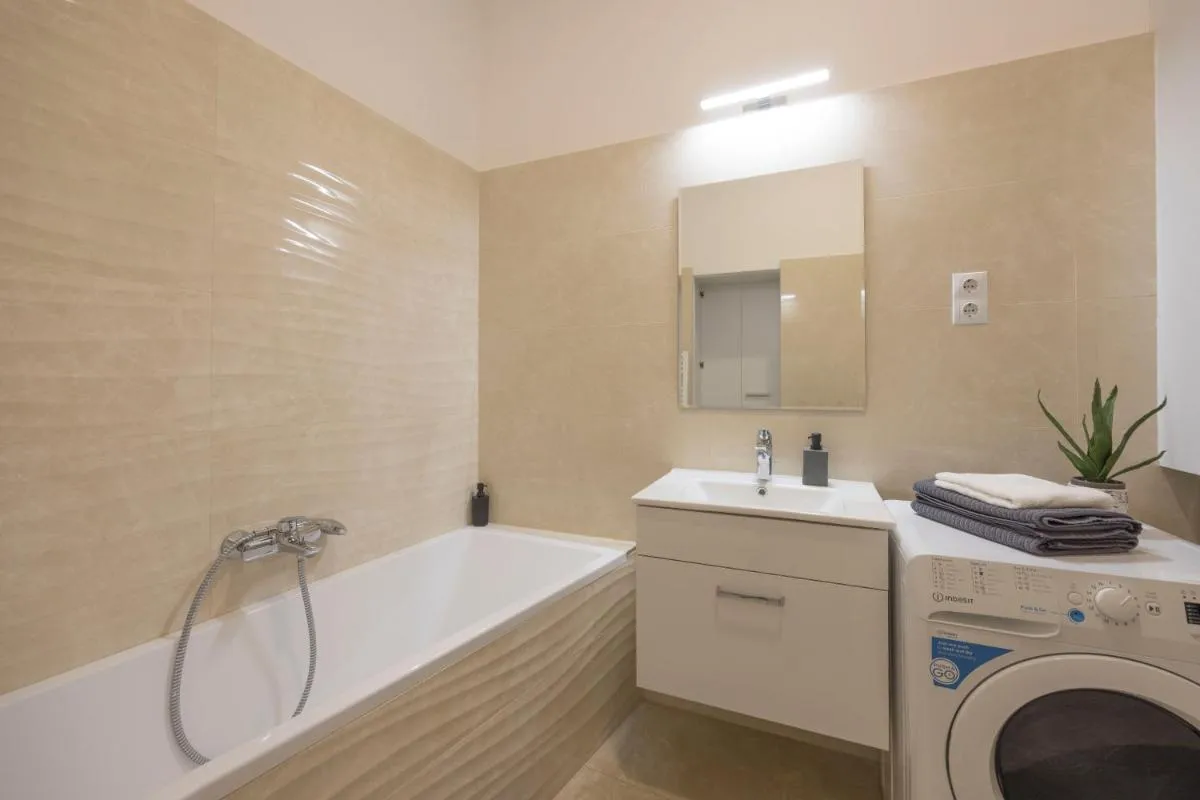 Image 6 of Majestic Dream Home in the Heart of Budapest