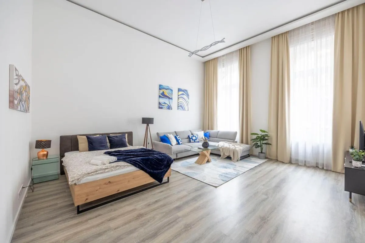 Image 2 of Majestic Dream Home in the Heart of Budapest