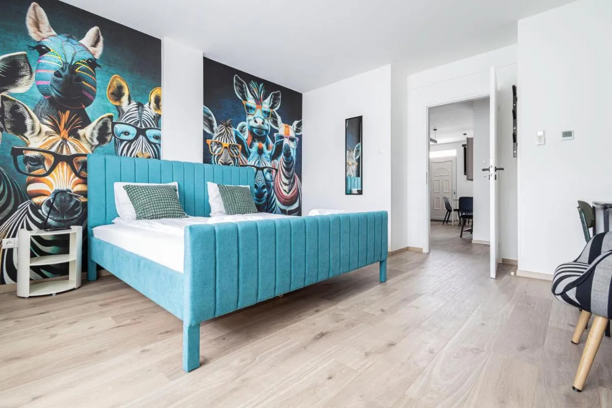 Image 6 of Naomi & Sophia Apartman