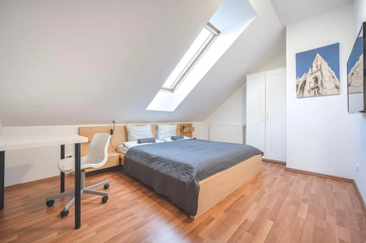 Image 1 of Panorama Buda