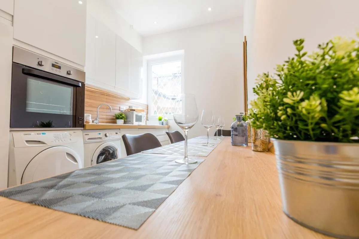 Image 2 of Real Apartments Zoltán