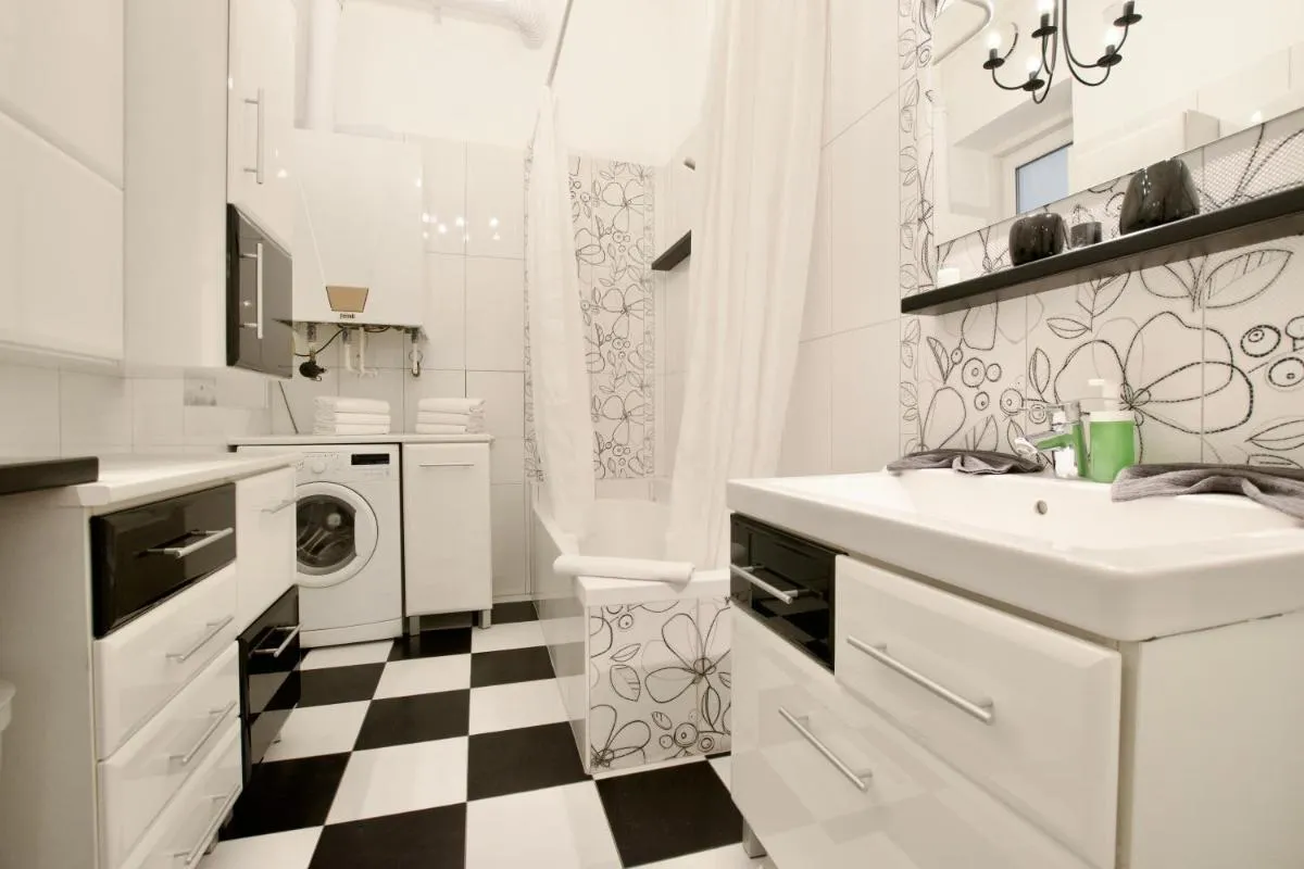 Image 2 of Standard Apartment by Hi5 – St. King street 16.