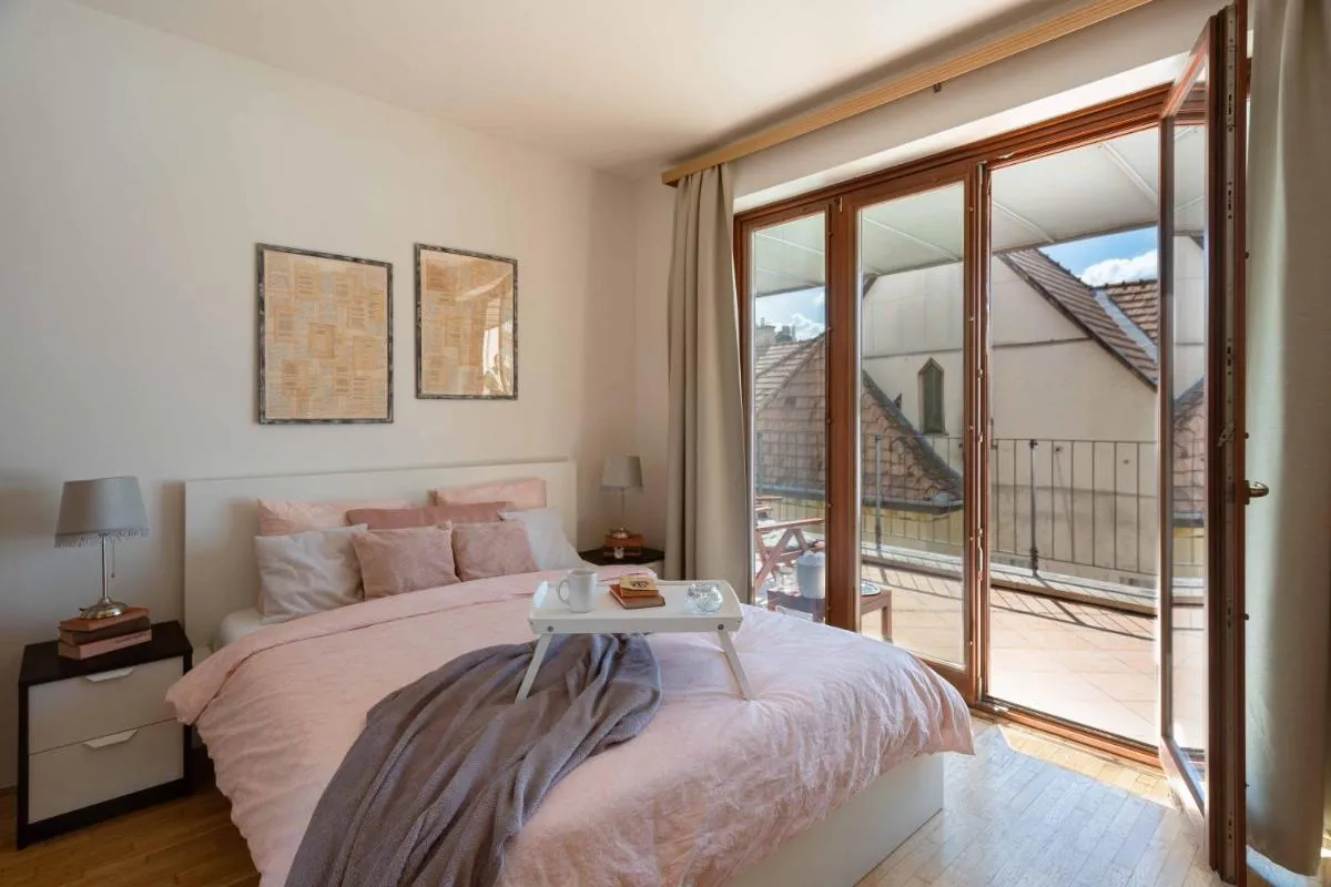 Image 6 of Sunny Penthouse front of Szimpla Kert