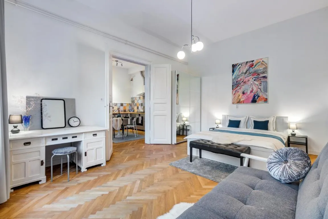 Image of Szondi Residence