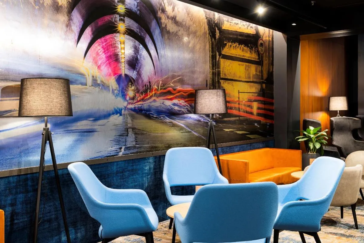 Image 6 of Three Corners Downtown Hotel