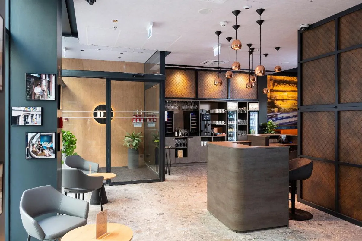 Image 4 of Three Corners Downtown Hotel