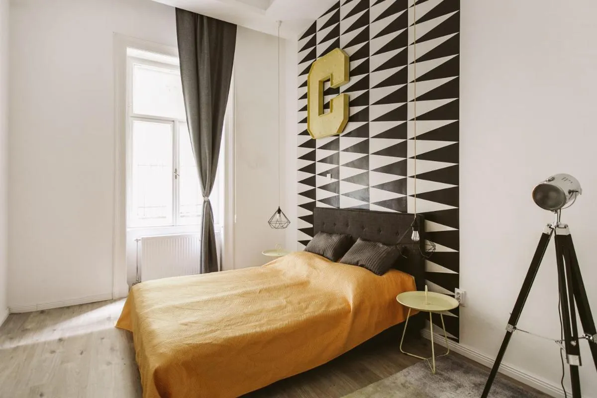 Image 6 of Turquoise harmony in the heart of the city