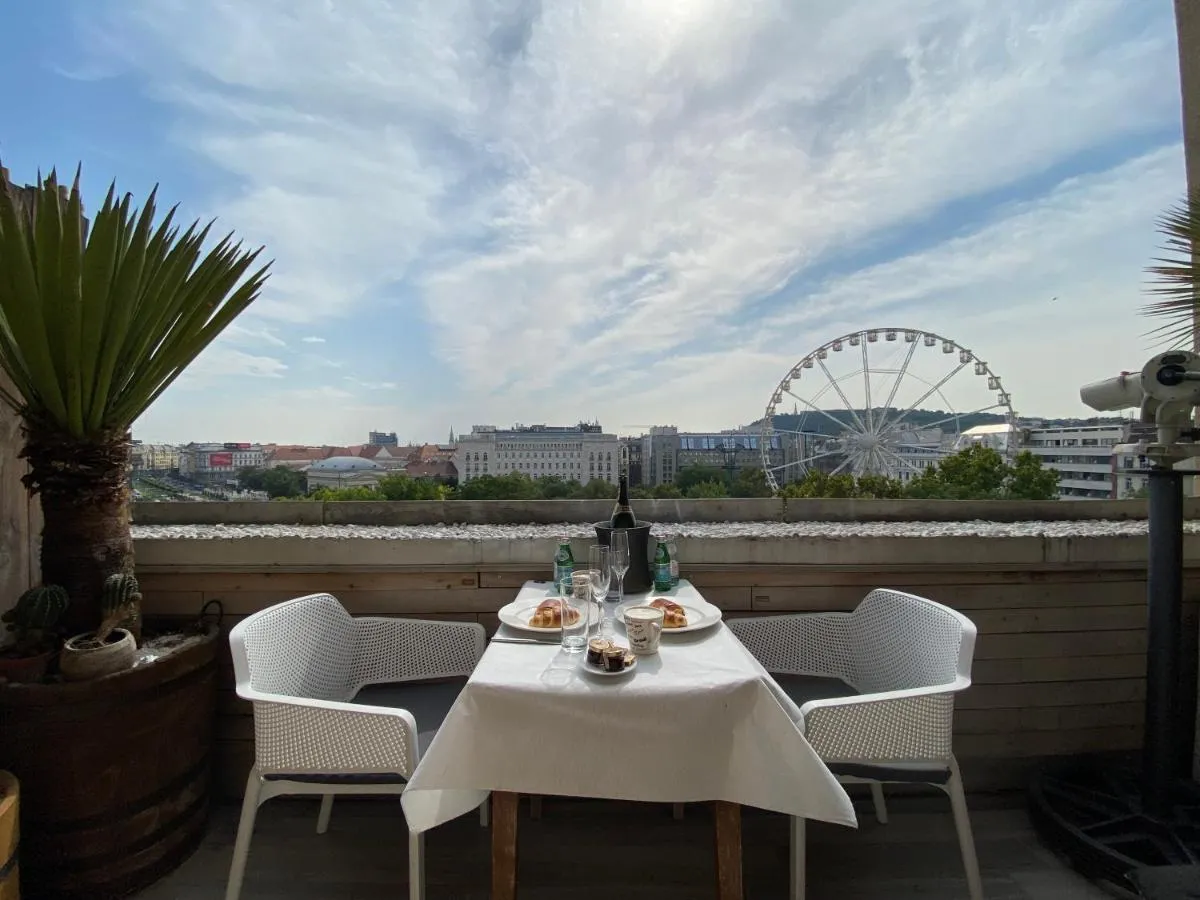 Image 5 of Vista Suites 1-2