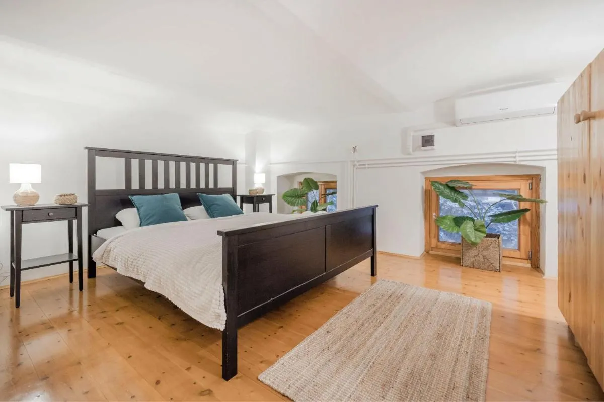 Image 1 of Wellness Wonderland: Garden, Sauna, Jacuzzi in CBD