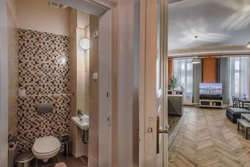 Image 2 of Your Worry Free Apartment Close To Parliament