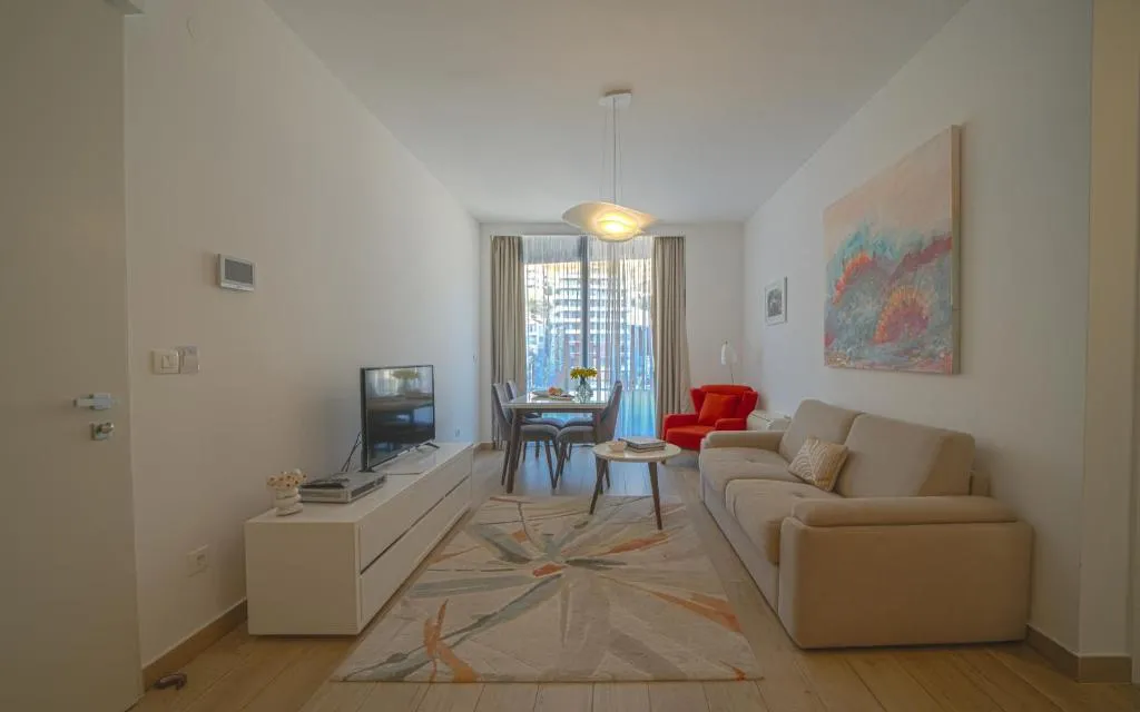 Image 5 of Amare Luxury Apartments