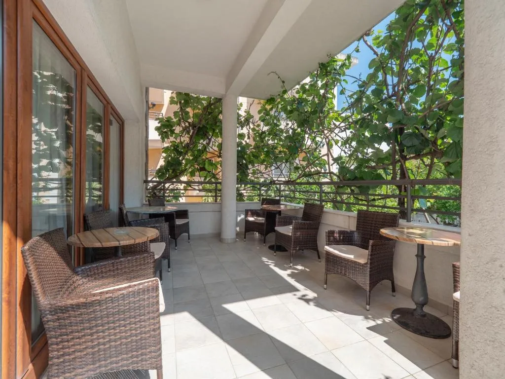 Image 2 of Apartments Butua