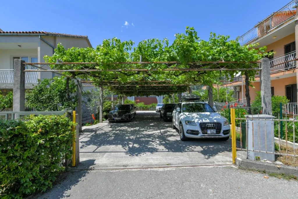 Image 1 of Apartments Elena