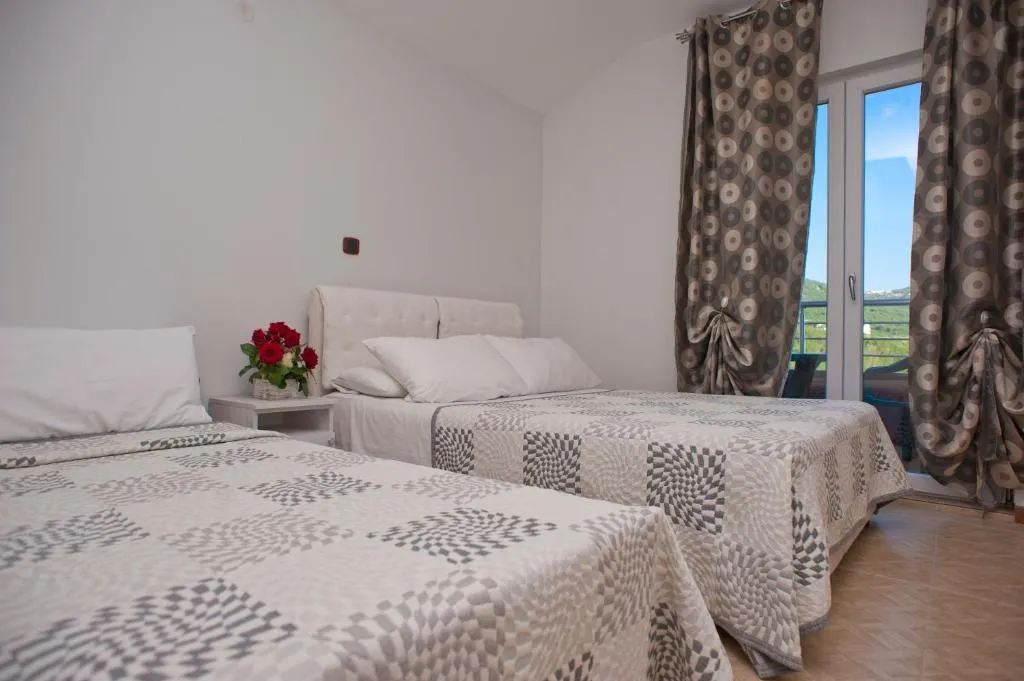 Image 5 of Apartments Gold