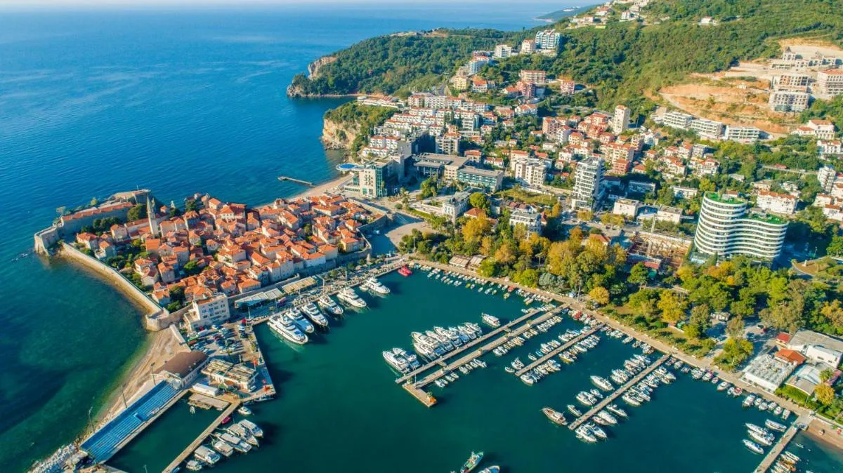 Image 2 of Apartments Luka