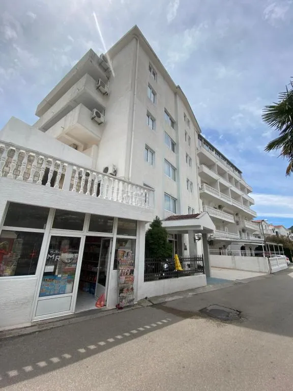 Image of Azzuro apartments Budva