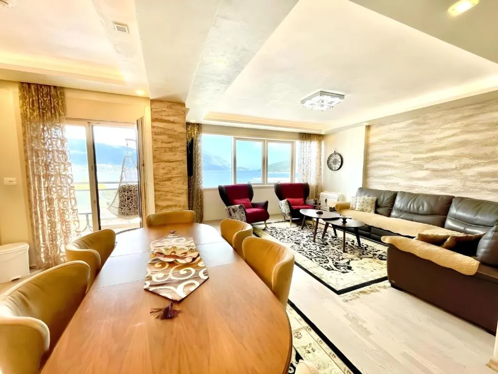 Image 5 of Blue Marlin Apartments