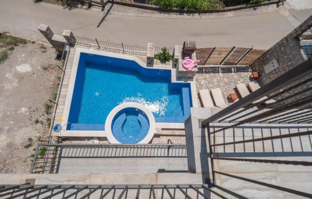 Image 4 of Family Retreat Bozovic