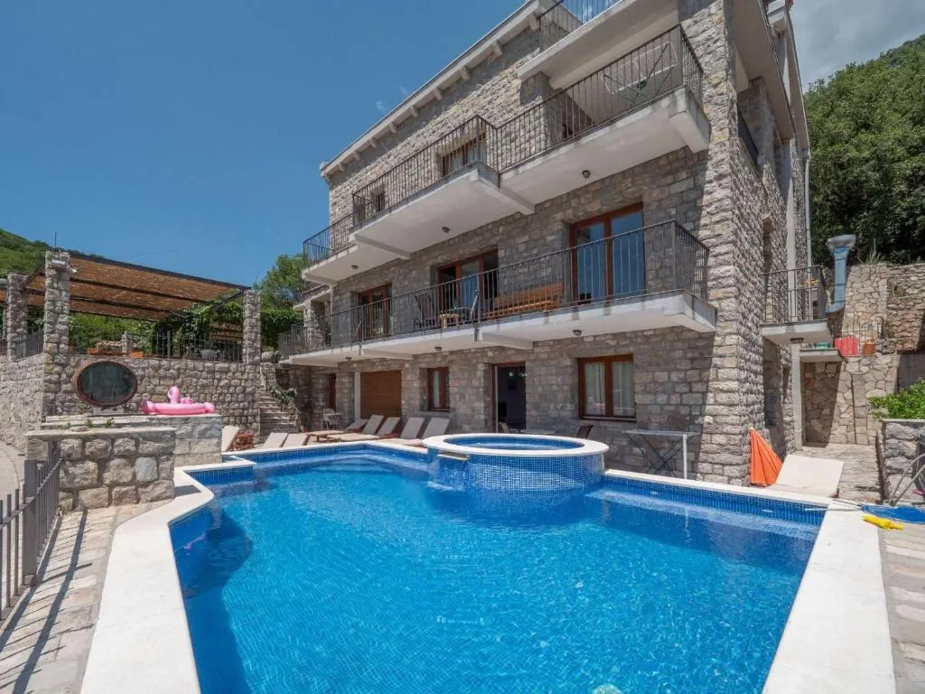 Image of Family Retreat Bozovic