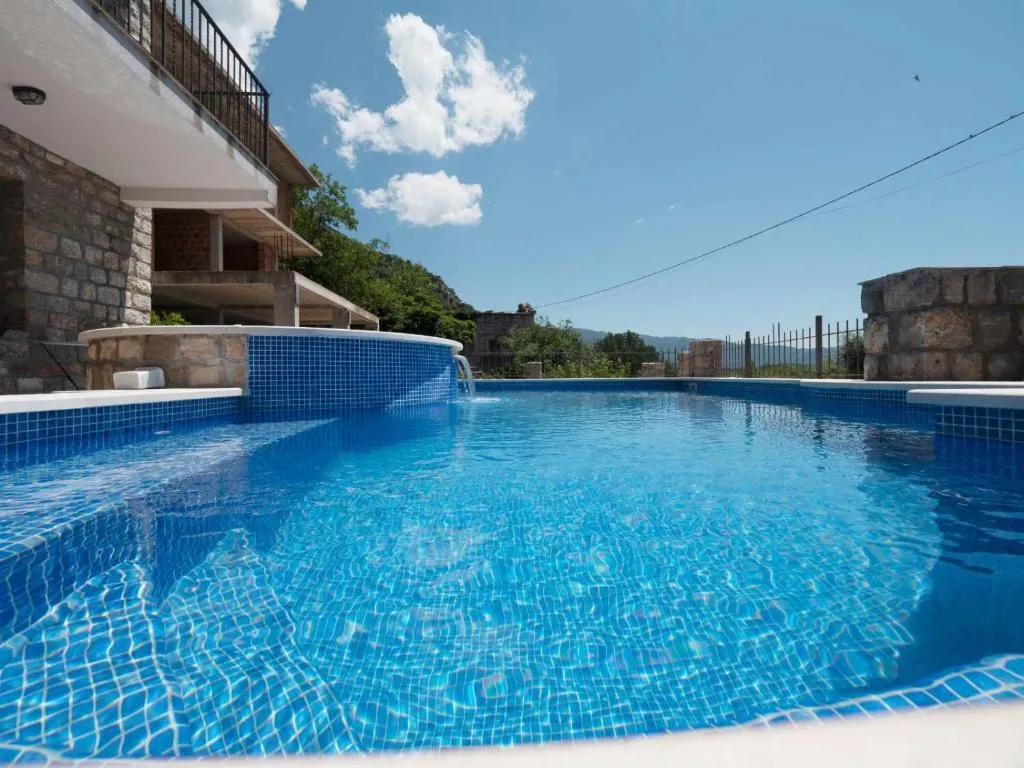 Image 2 of Family Retreat Bozovic