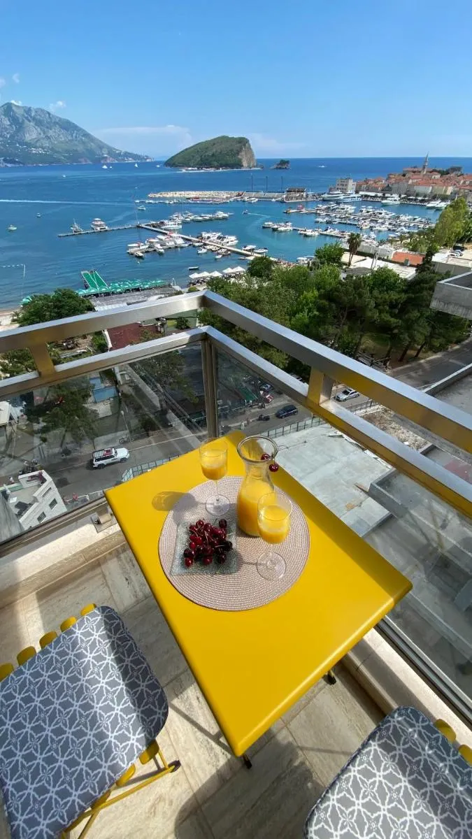 Image 6 of Four Views Apartments