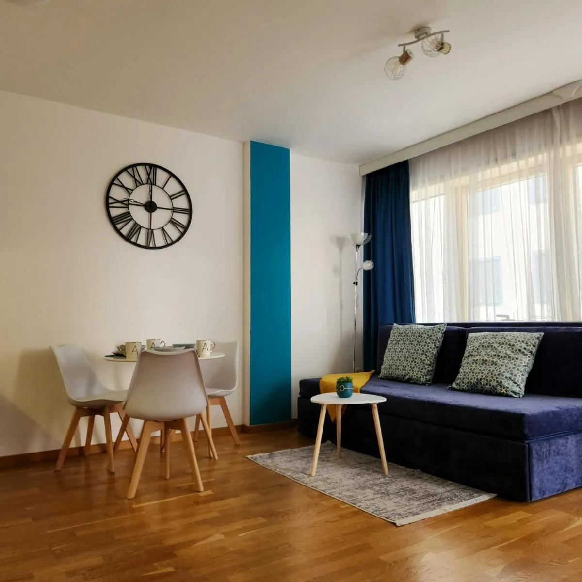 Image 2 of Four Views By The Sea Apartments