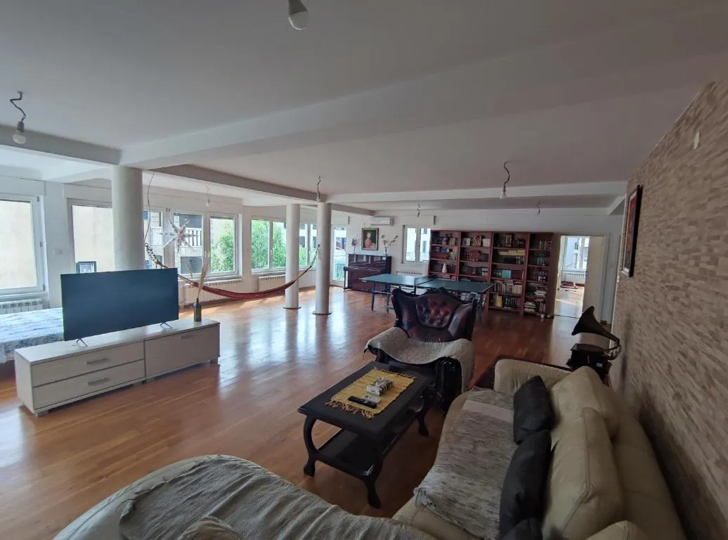 Image of Fun and spacious apartment