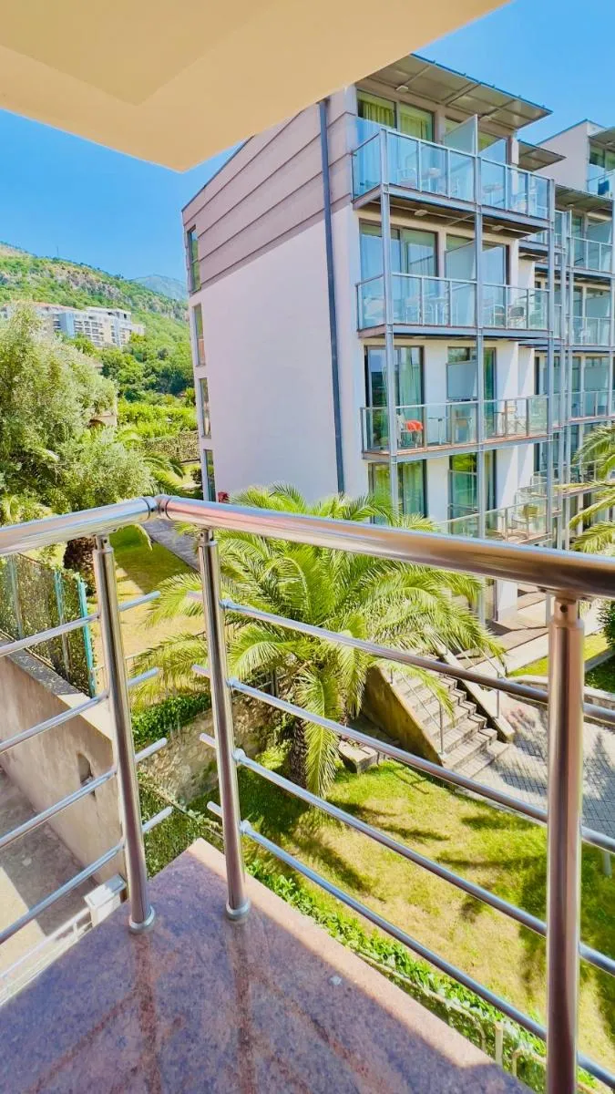 Image 4 of Hotel Swiss Holiday