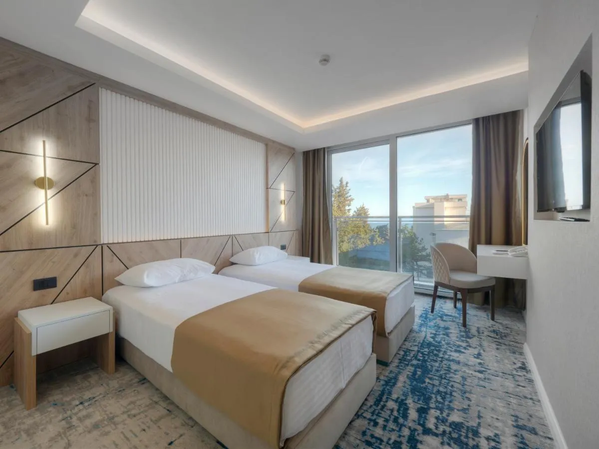 Image 1 of Hotel Tara Becici