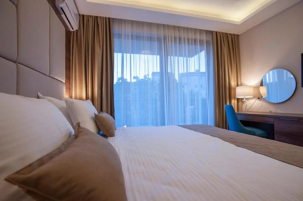 Image 4 of Hotel Twelve by Aycon