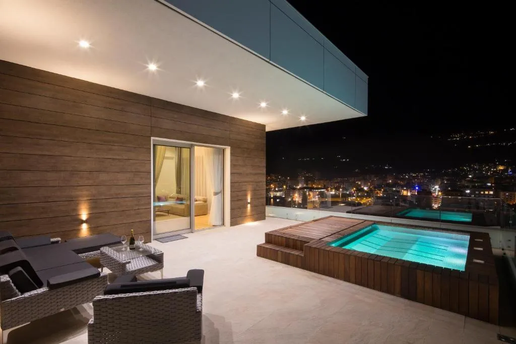 Image 1 of Hotel WOW