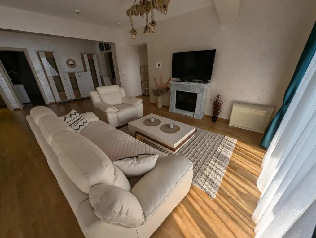 Image 2 of Lux Apartments Harmonia