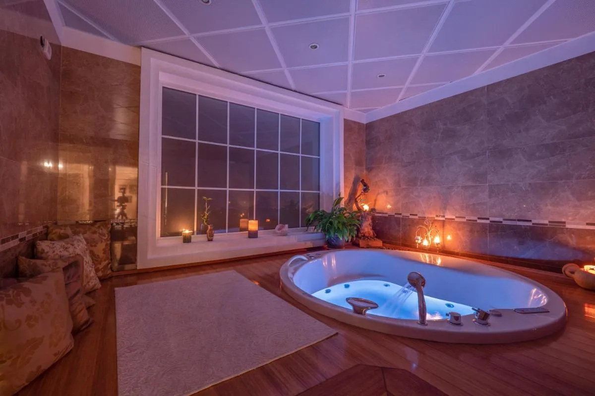 Image 3 of Marinero Apartments