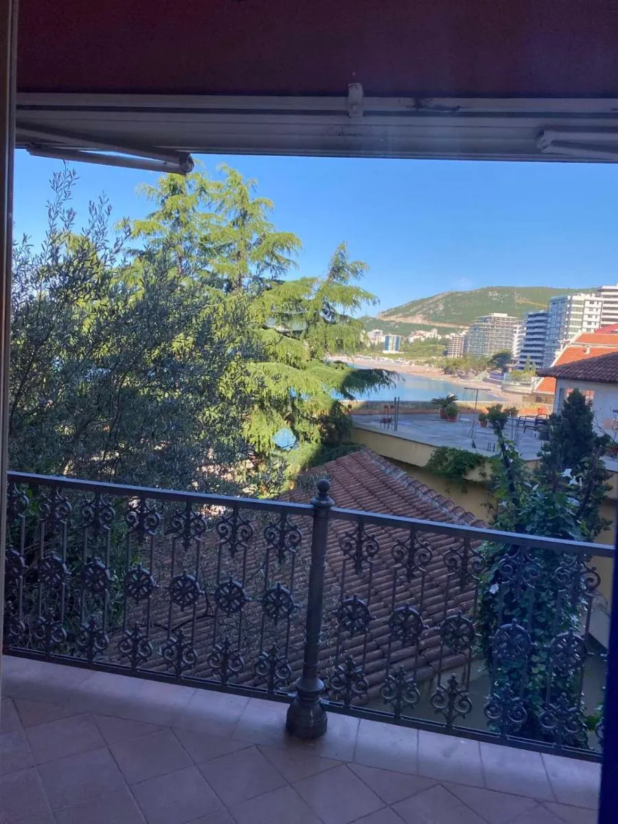 Image 5 of Meridian Hotel