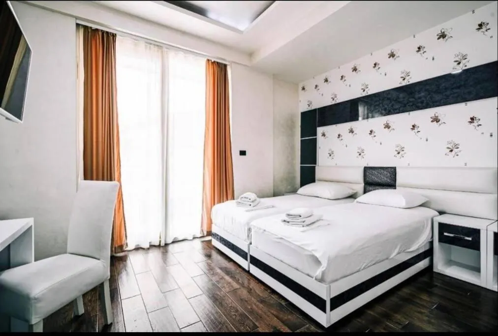 Image 1 of Penthouse see view with pool on terrace!