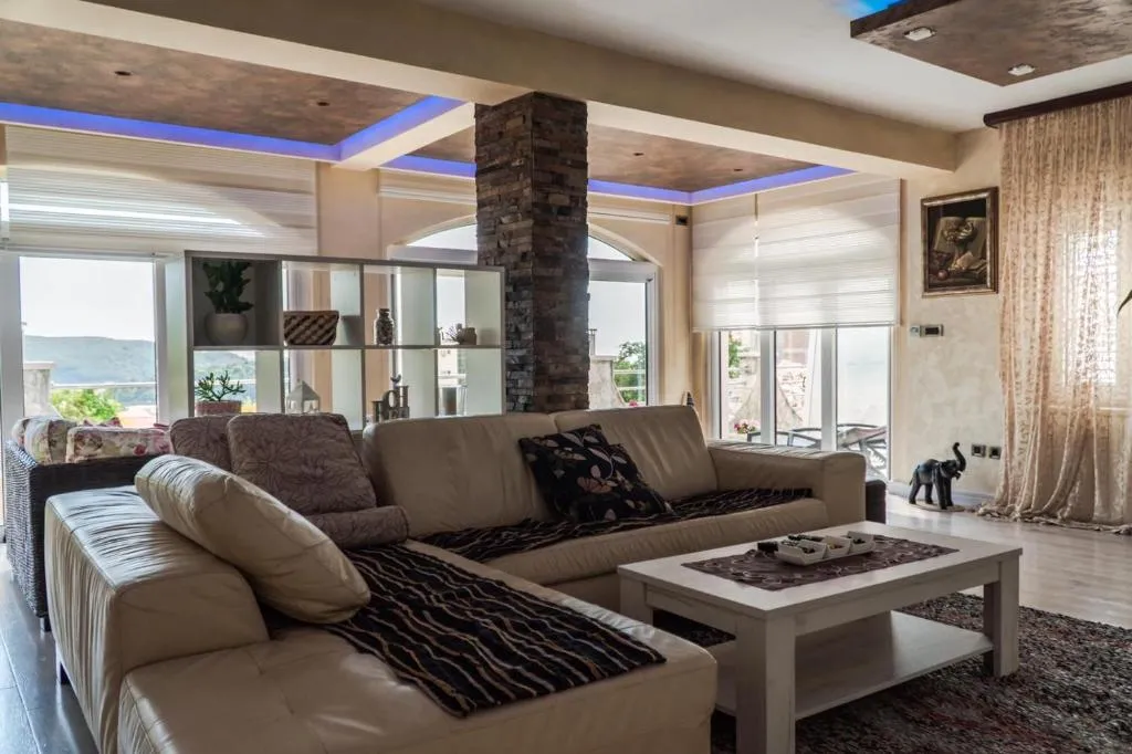 Image 2 of Villa Dragana