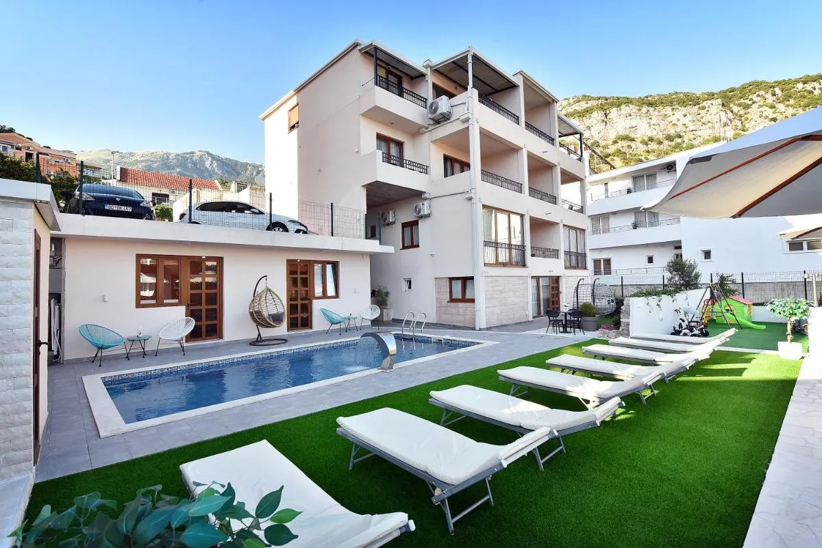 Image 2 of Villa Lazy Hill