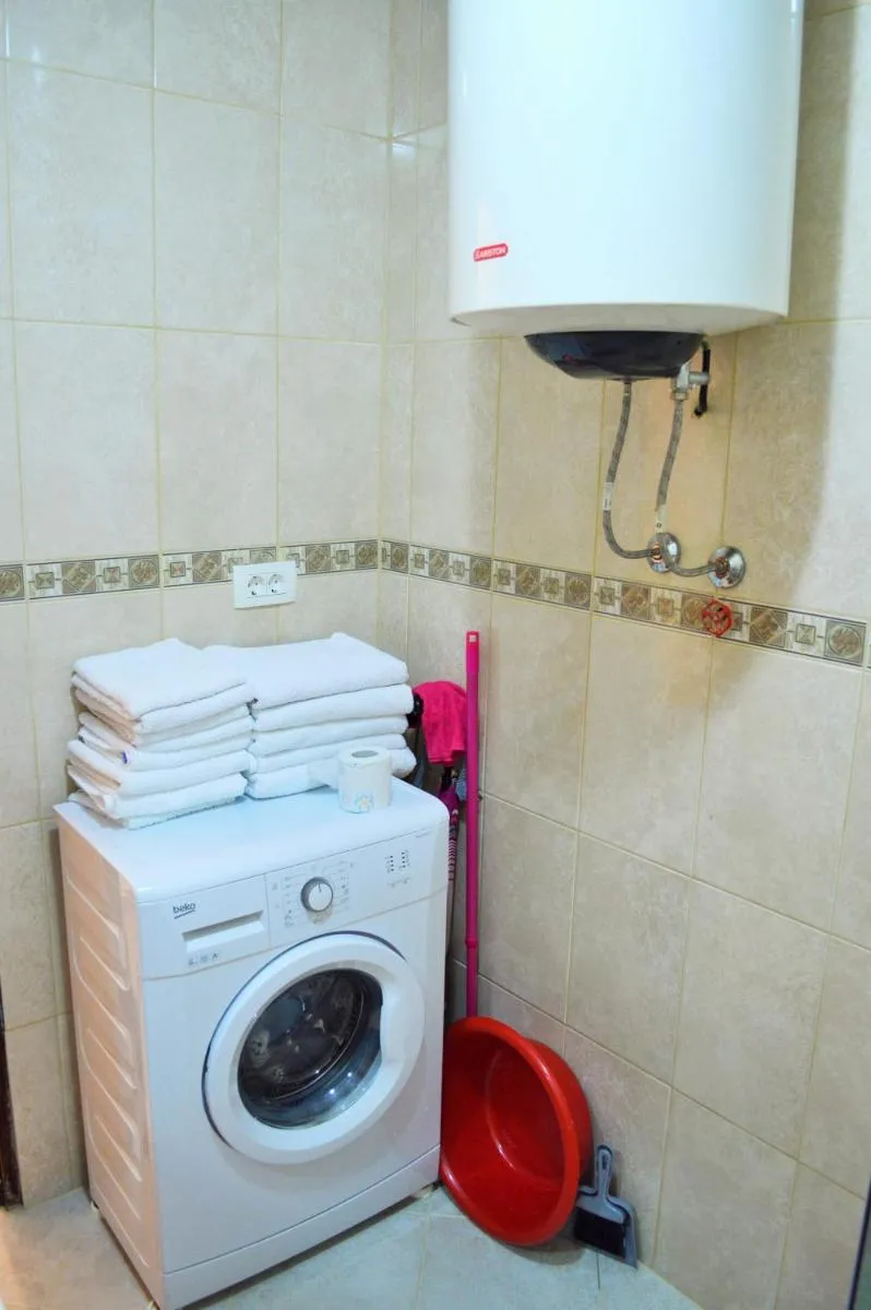 Image 4 of A&J Apartment