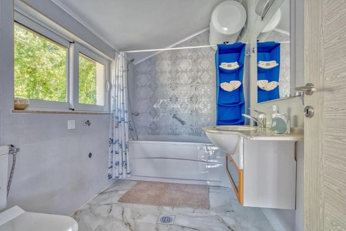 Image 2 of Adriatic paradise