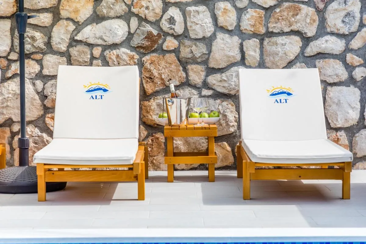 Image 4 of Alt Braic Villa