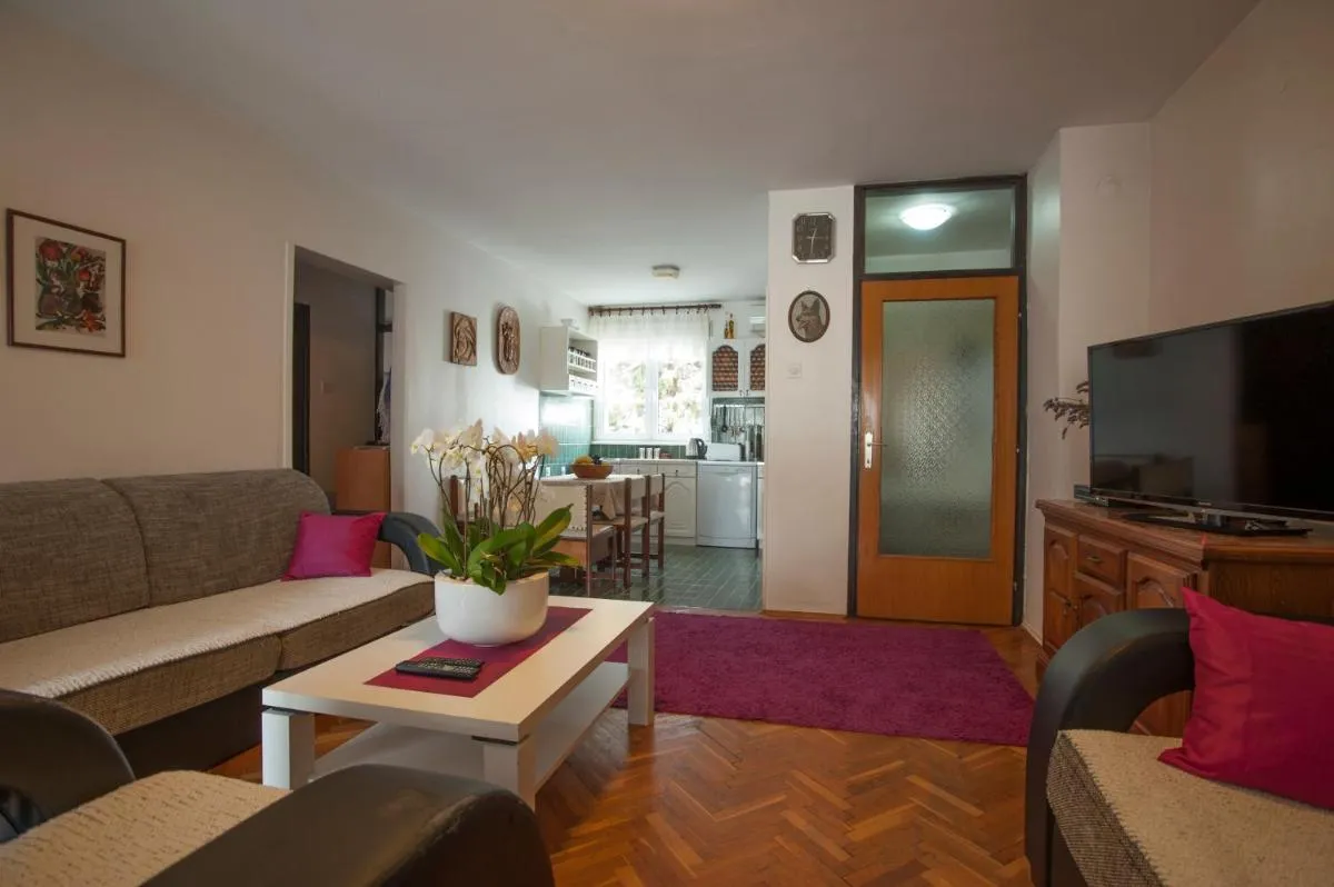 Image 4 of Apartman Mina