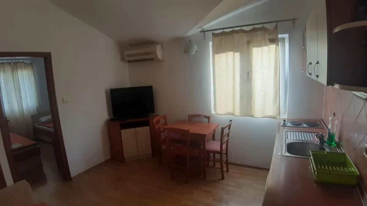 Image 2 of Apartman Petar